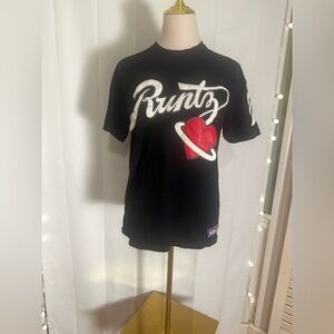 Runtz Worldwide Graphic Patch Tee Black Red White Peace Heart Logo T-Shirt Med